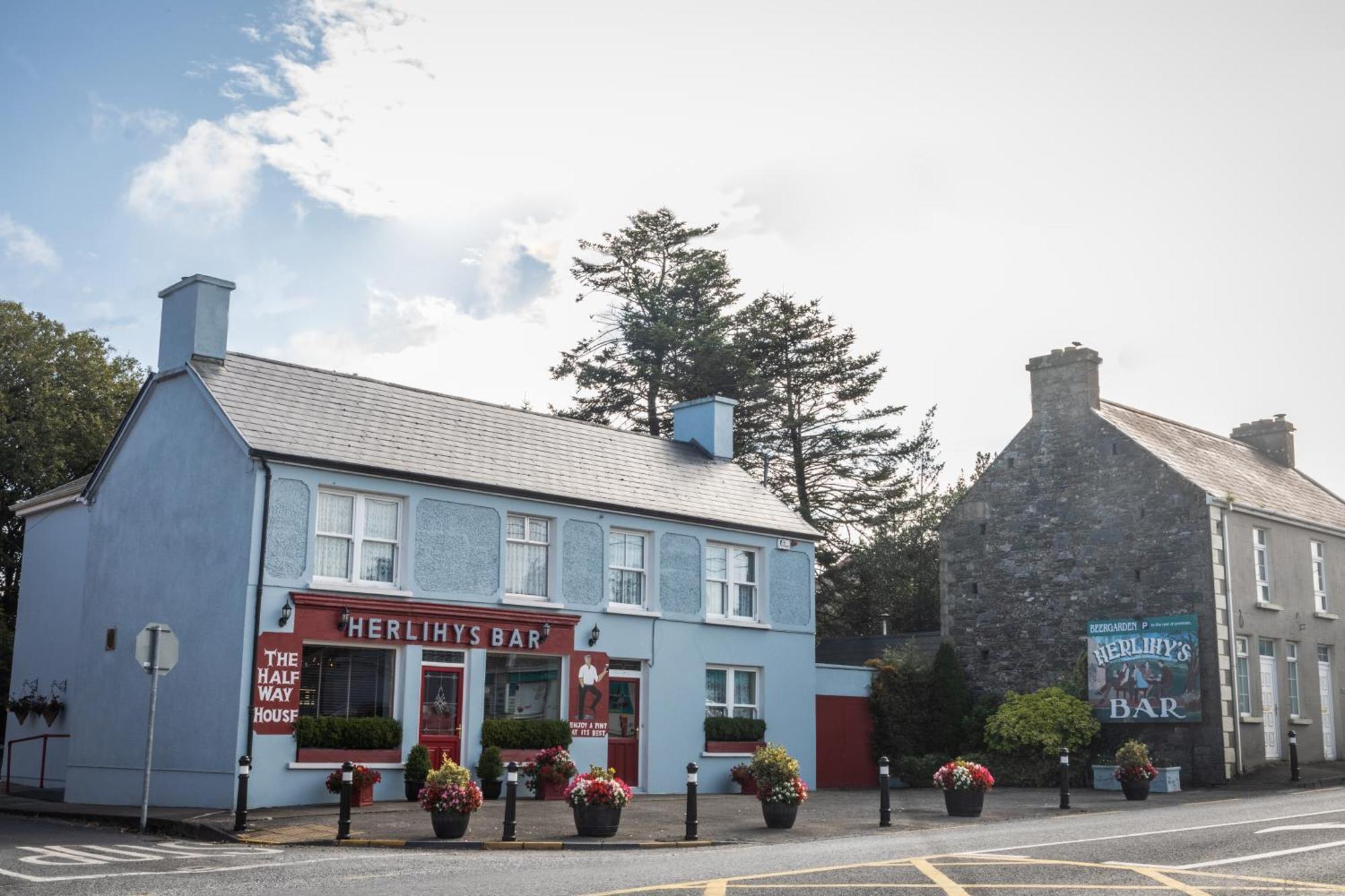 Herlihy'S, Half-Way-House Farranfore Exteriér fotografie