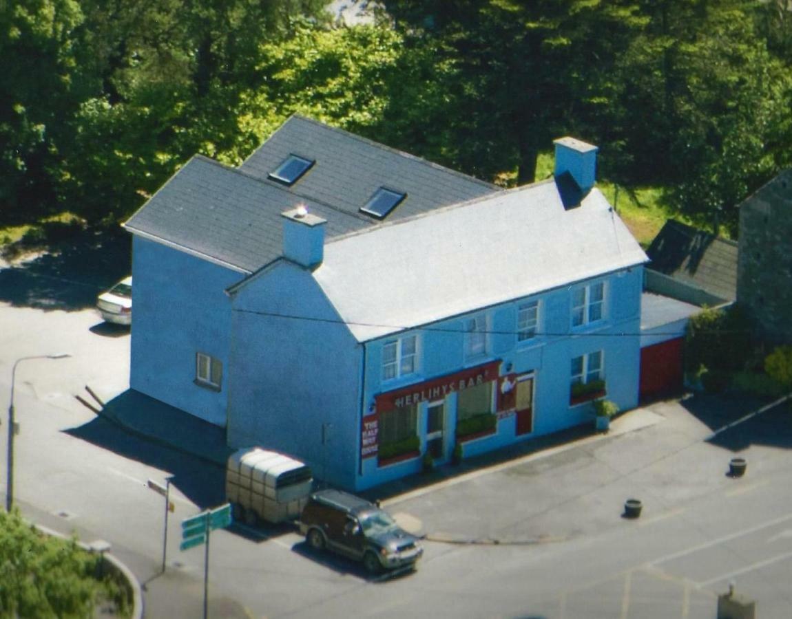 Herlihy'S, Half-Way-House Farranfore Exteriér fotografie